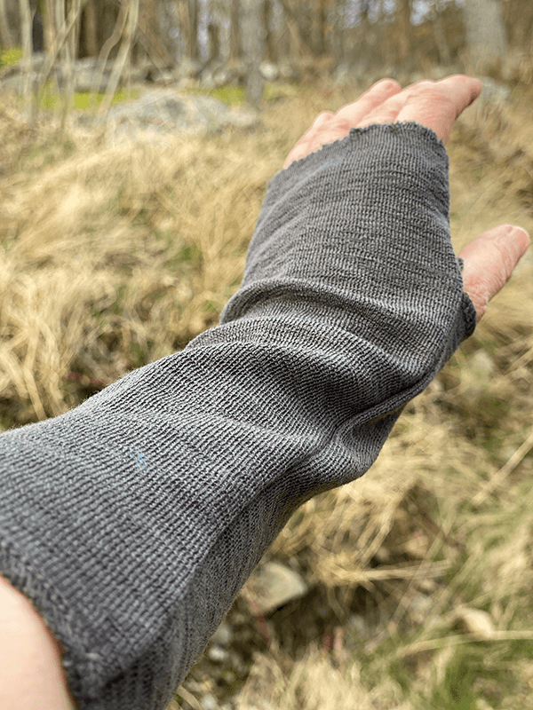 1014 Pulser, Black Coffee, Merino