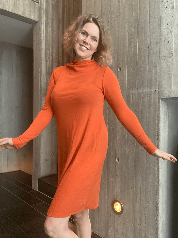 7032 Kjole, Soft Orange, Merino
