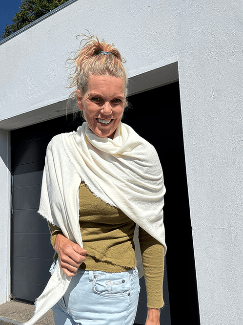 Hovedbilde 1023 TrekantSjal (L), Raw White, Merino