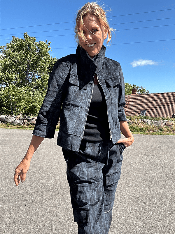 2144 Jakke Velvet, Black (BlåSvart), Cord