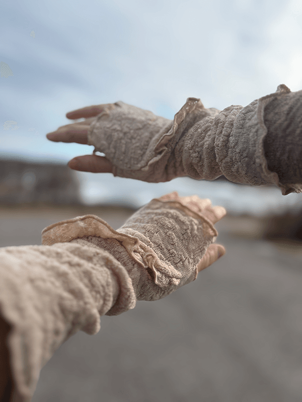 1509 Pulser Flounce, Almond Milk, Bubble Wool