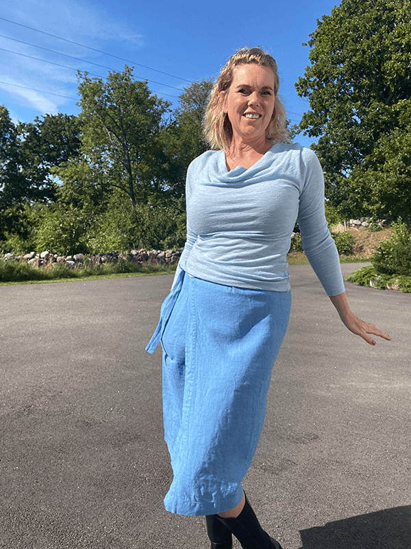 11016 Skjørt, Milky Blue, Lin