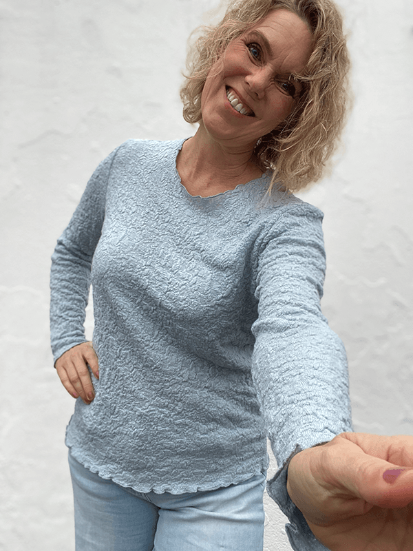 4502 Genser, Blue Mist, Bubble Wool