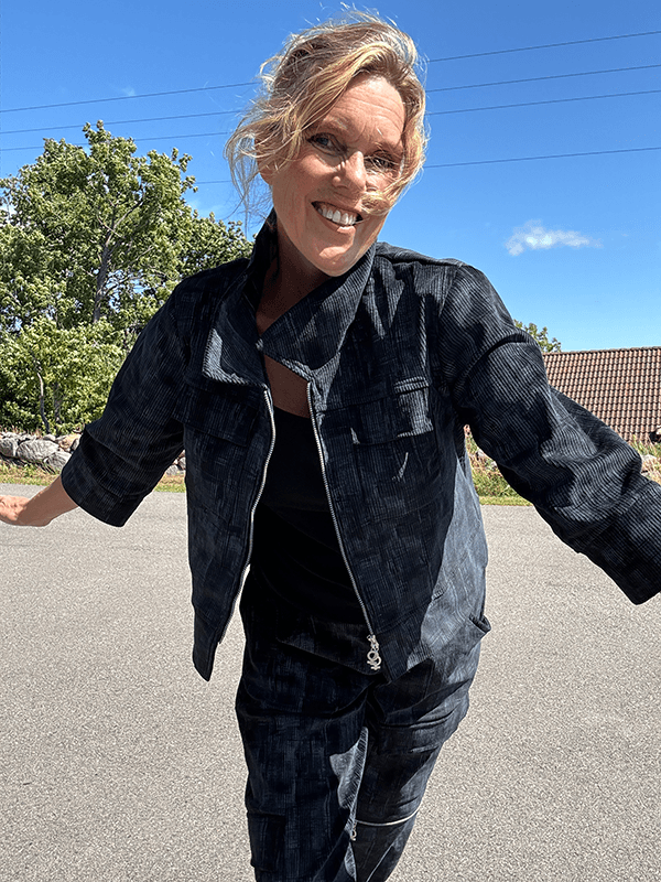 2144 Jakke Velvet, Black (BlåSvart), Cord