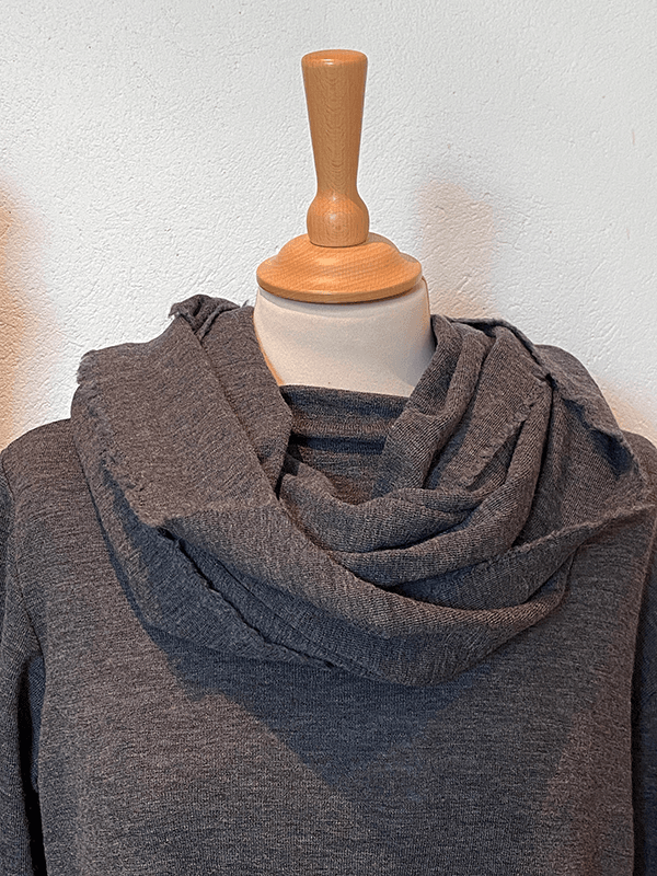 1013 TubeSkjerf, Anthrasite Melange, Merino