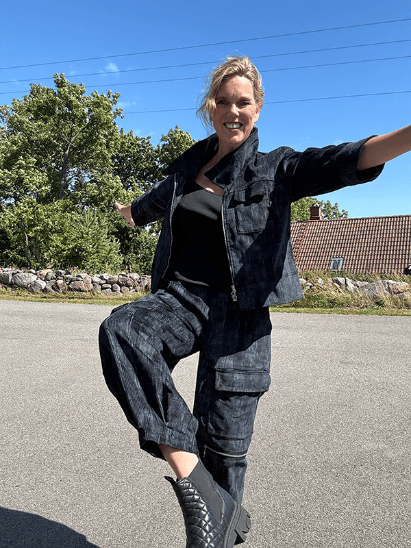 4169 Bukse Velvet, Black (BlåSvart), Cord