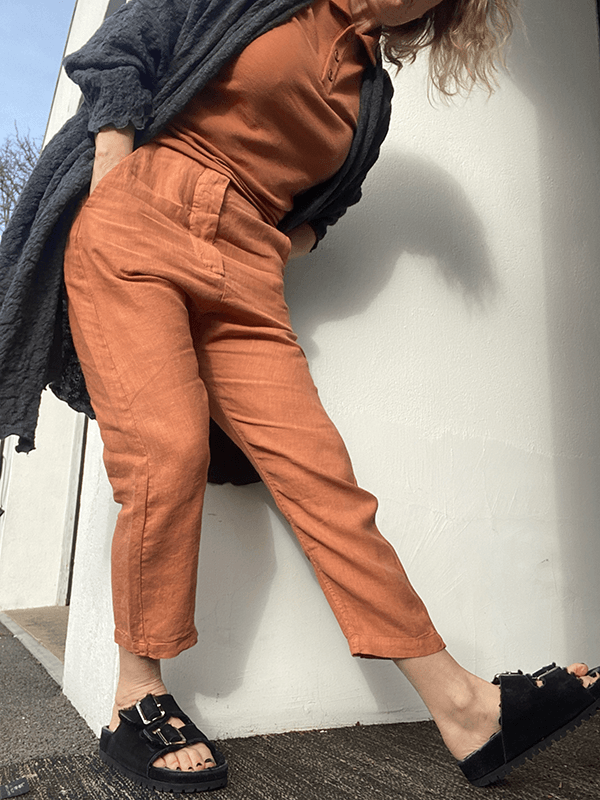 11022 Chinos, Pecan Brown, Lin