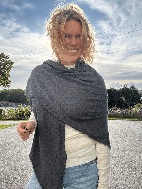 1063 Sjal Curling, Anthrasite Melange, Merino