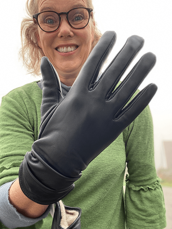 Asti Hansker, Skinn, Black