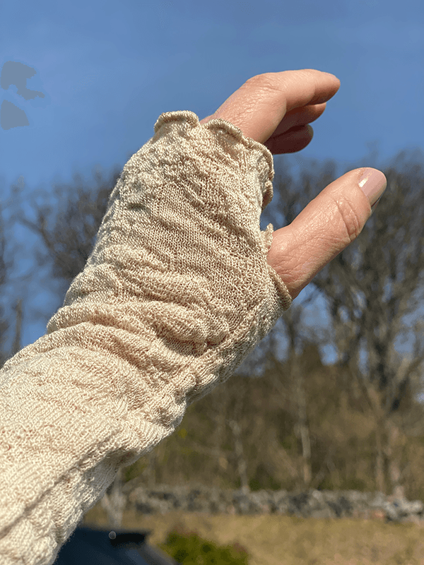 1504 Pulser, Almond Milk, Bubble Wool